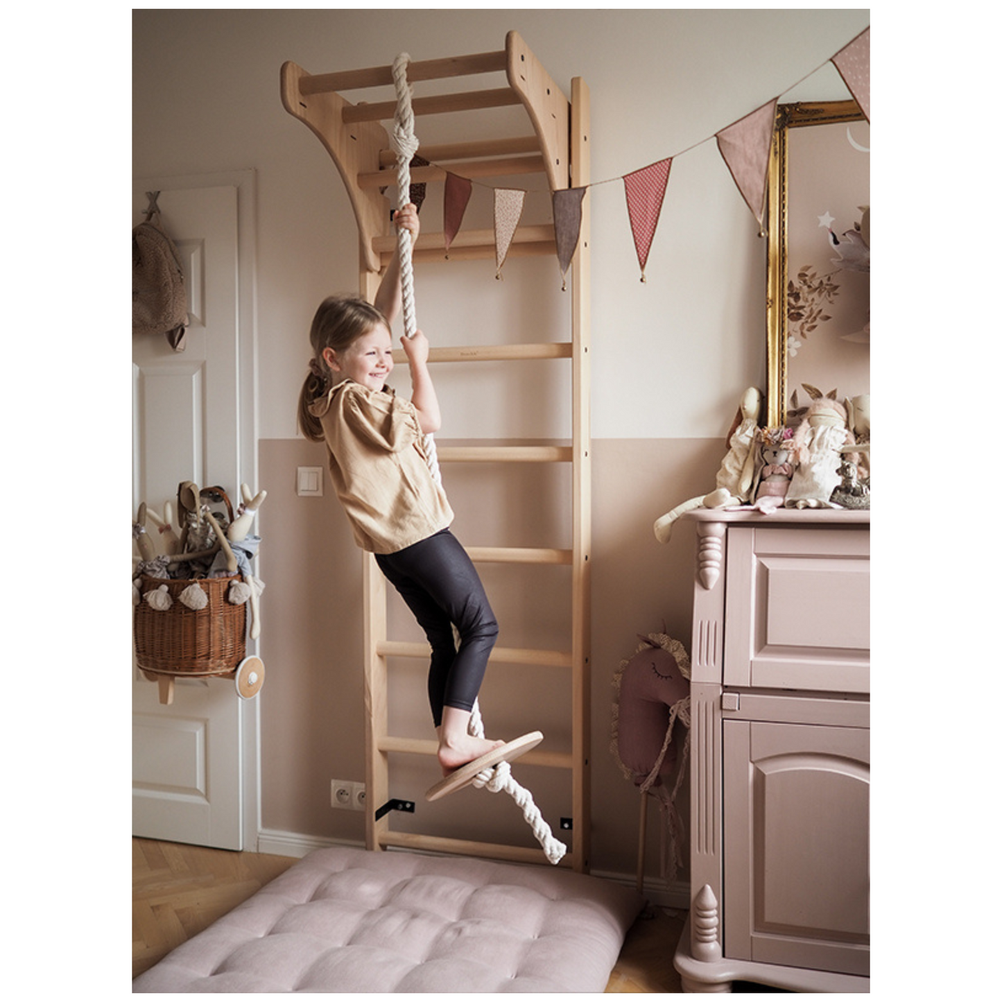 BenchK 112 + A204 Gymnastic Accessories