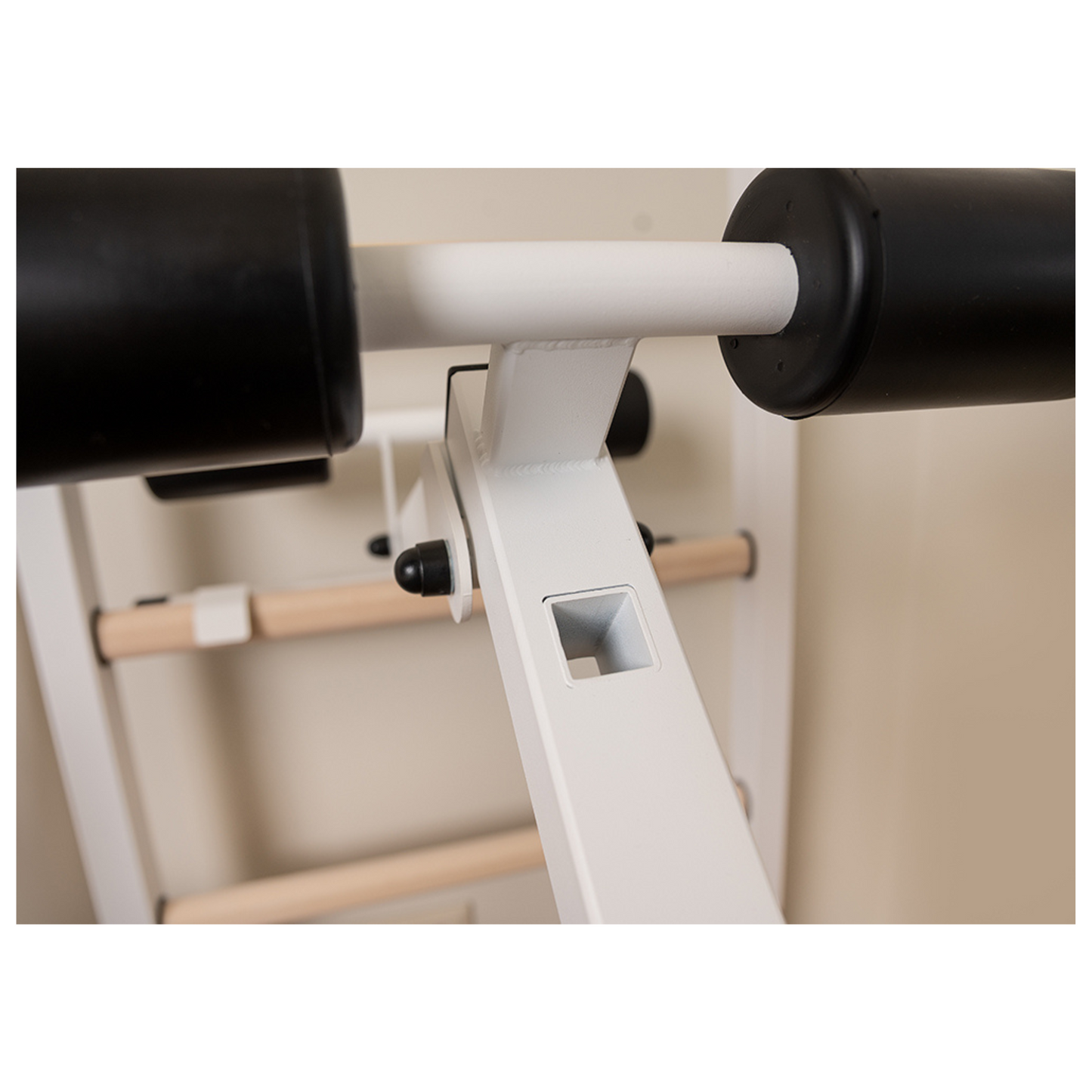 BenchK 233W Wall Bars