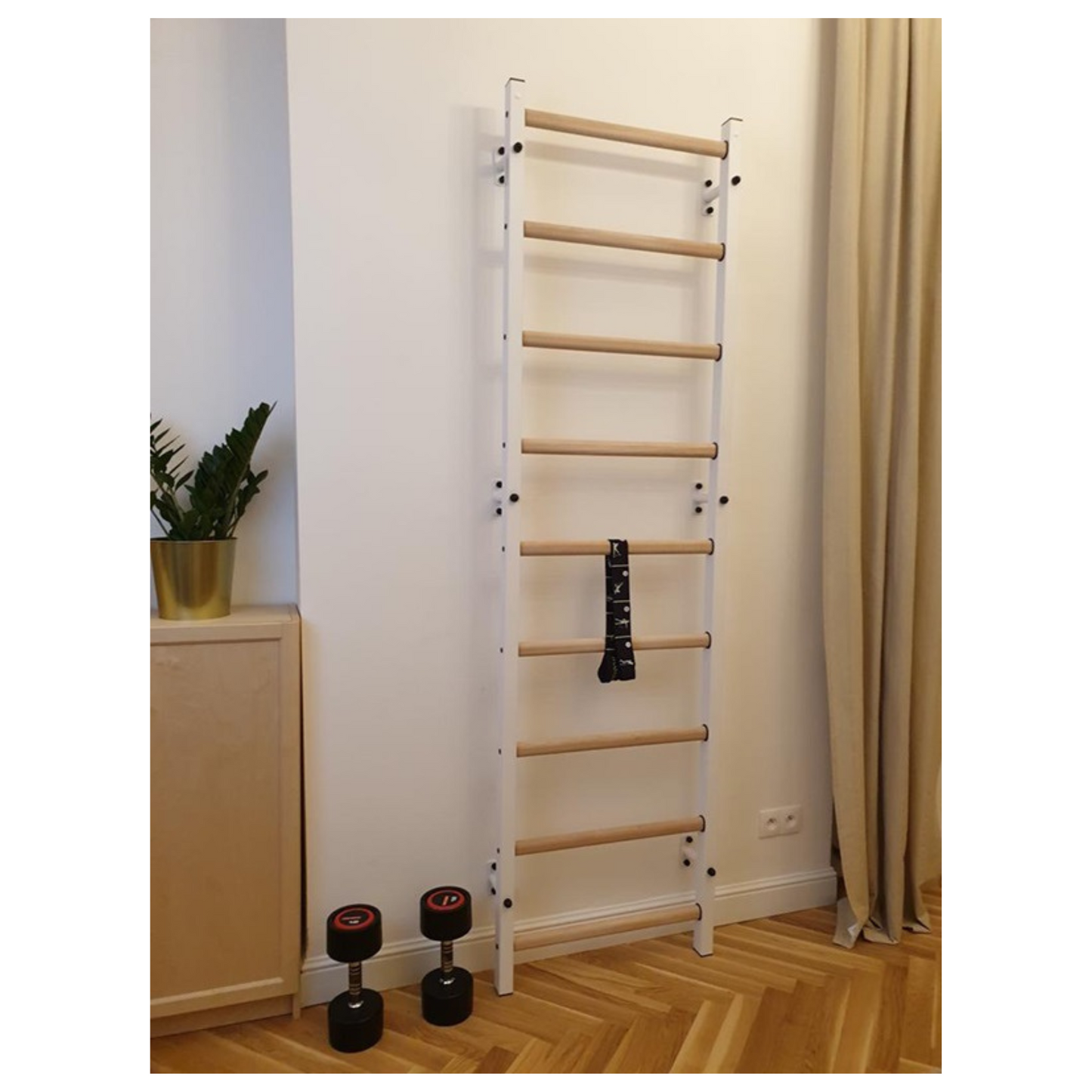BenchK 700W Wall Bars