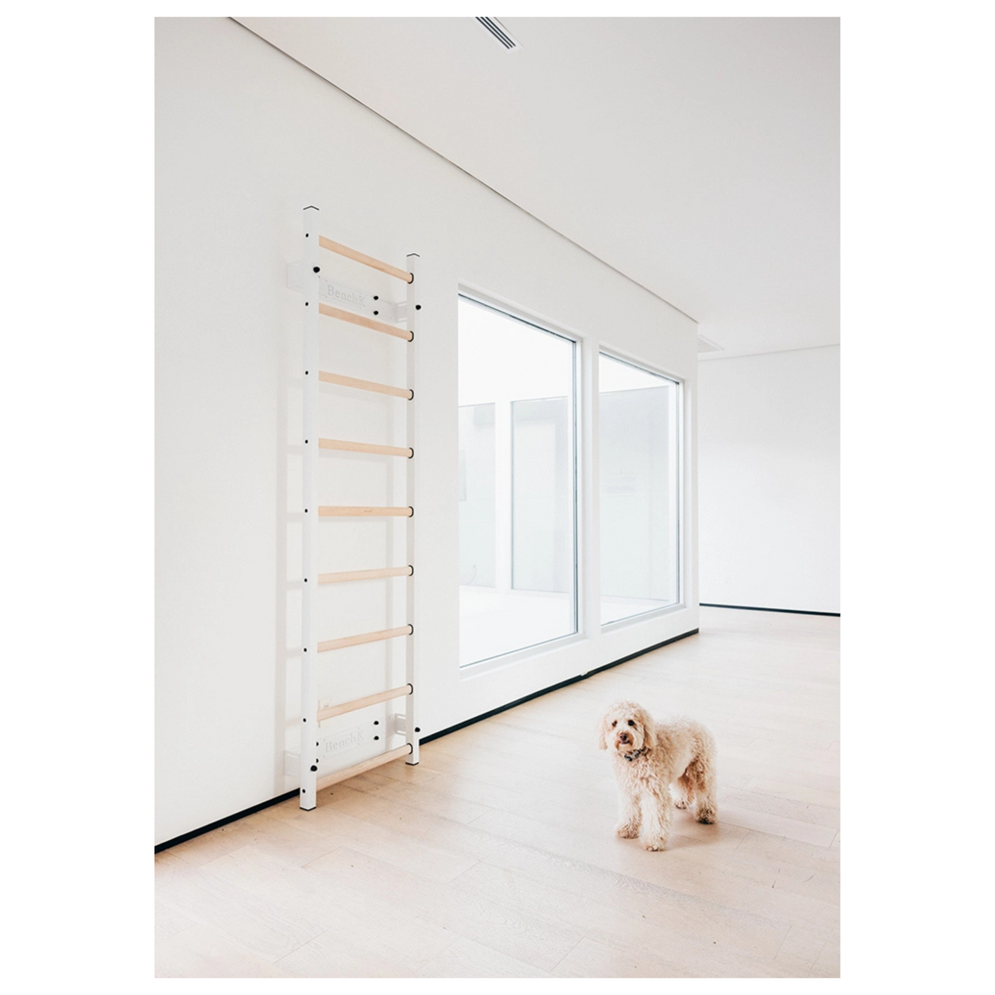 BenchK 700W Wall Bars