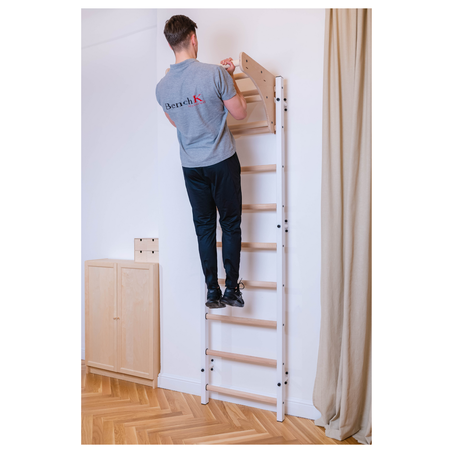 BenchK PB204 Wooden Pull-Up Bar in Light Beech