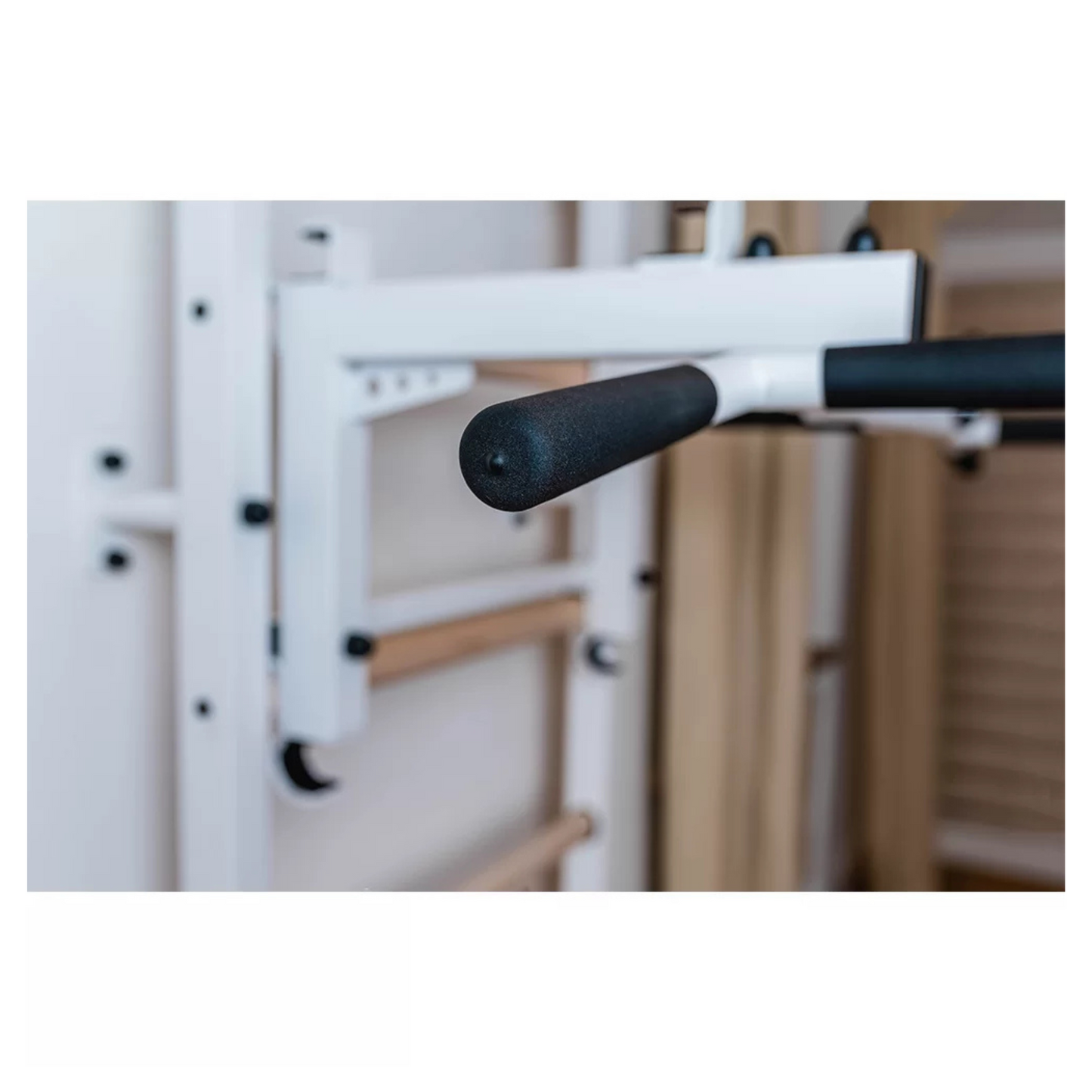 BenchK PB3W Steel Pull-Up Bar White
