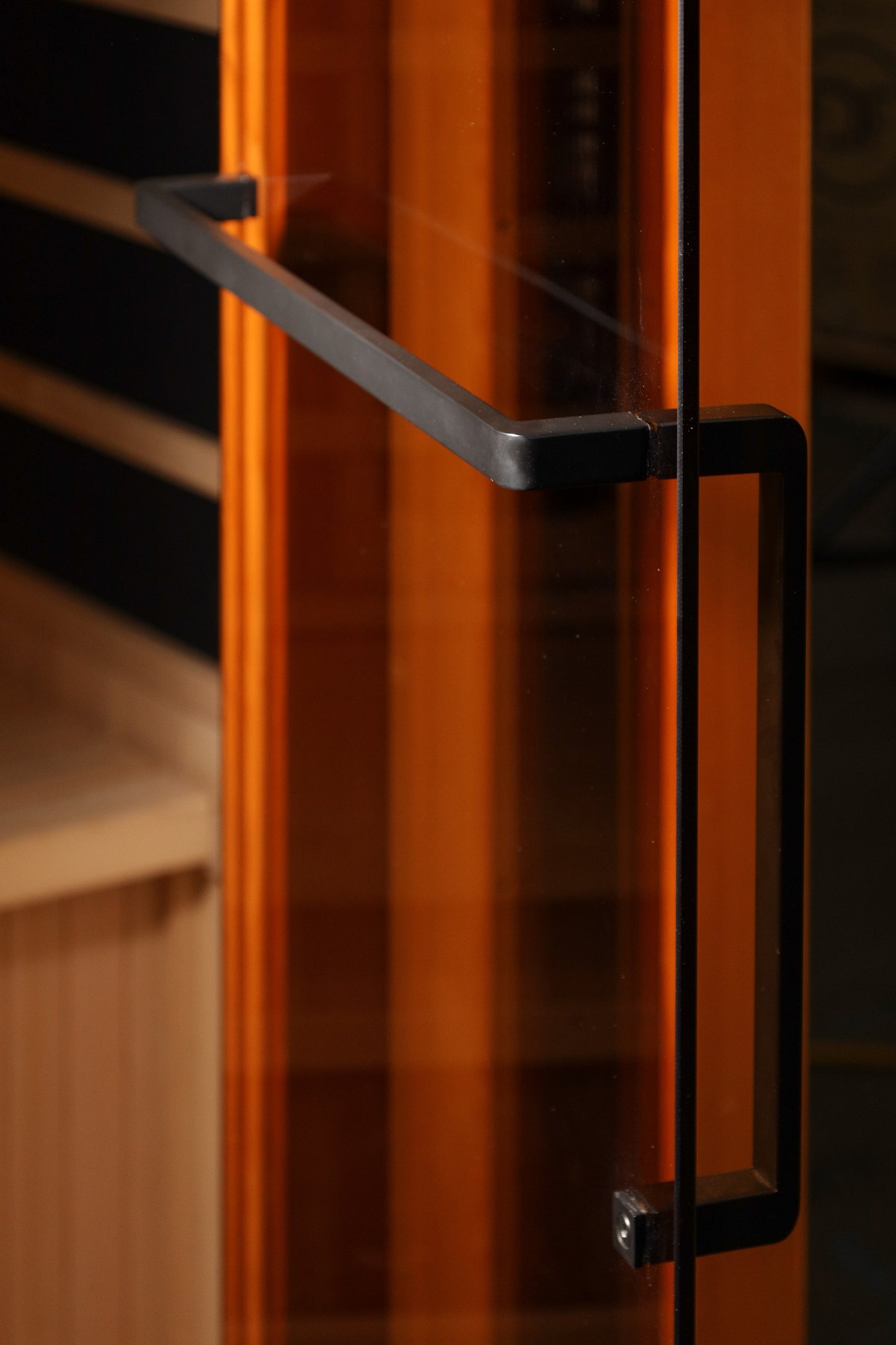 Golden Designs Reserve Edition 4-Person Full Spectrum Sauna with Himalayan Salt Bar GDI-8040-03