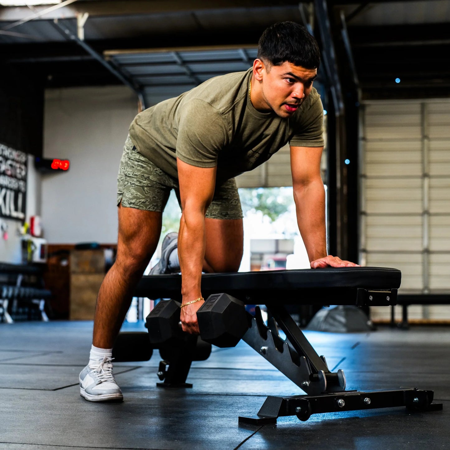 Fringe Sport Flat Incline Decline Bench