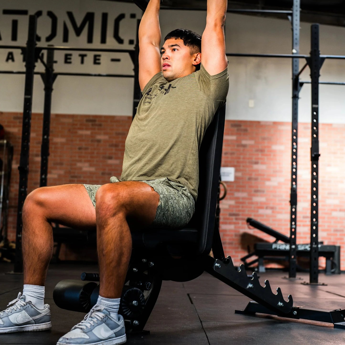 Fringe Sport Flat Incline Decline Bench