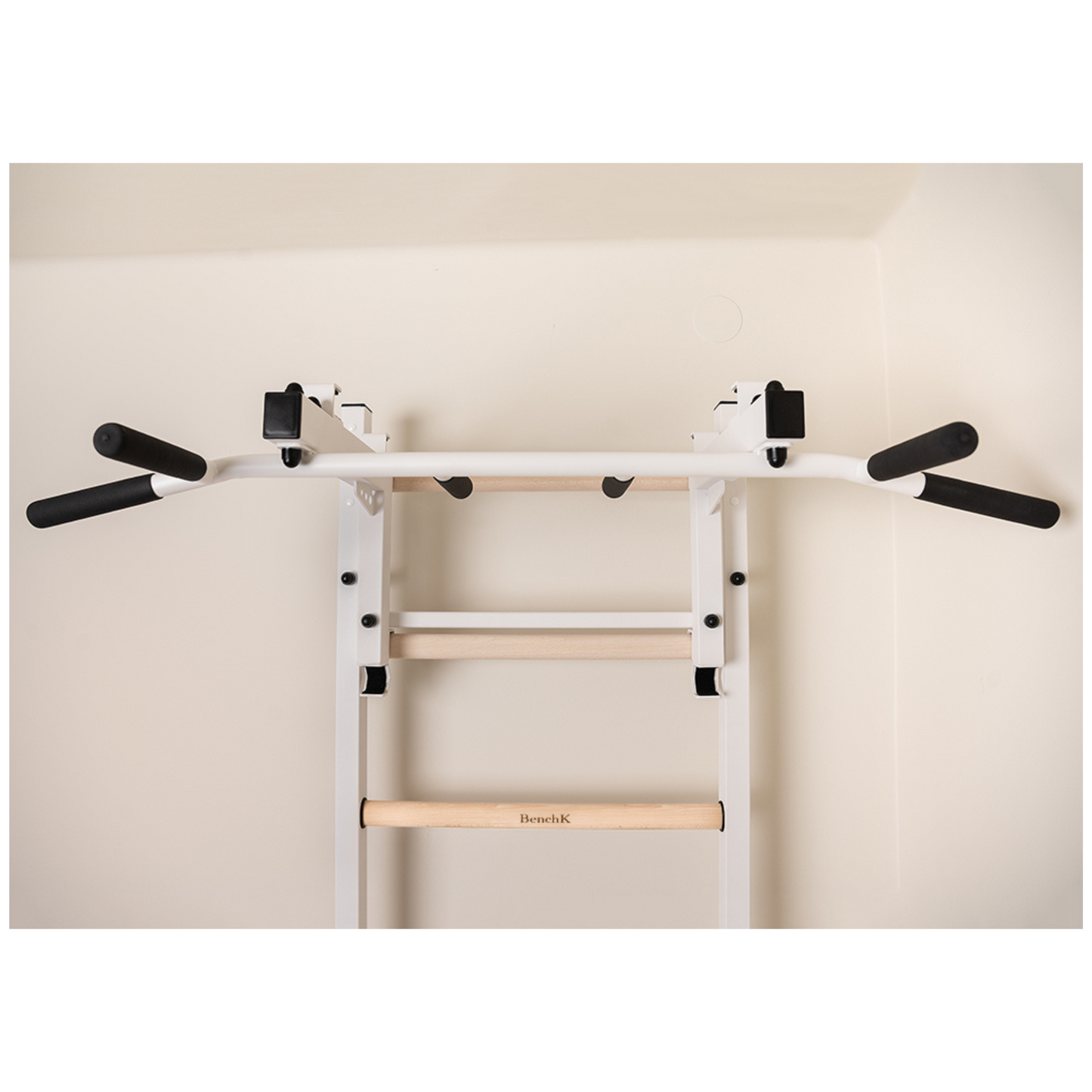 BenchK 232W Wall Bars
