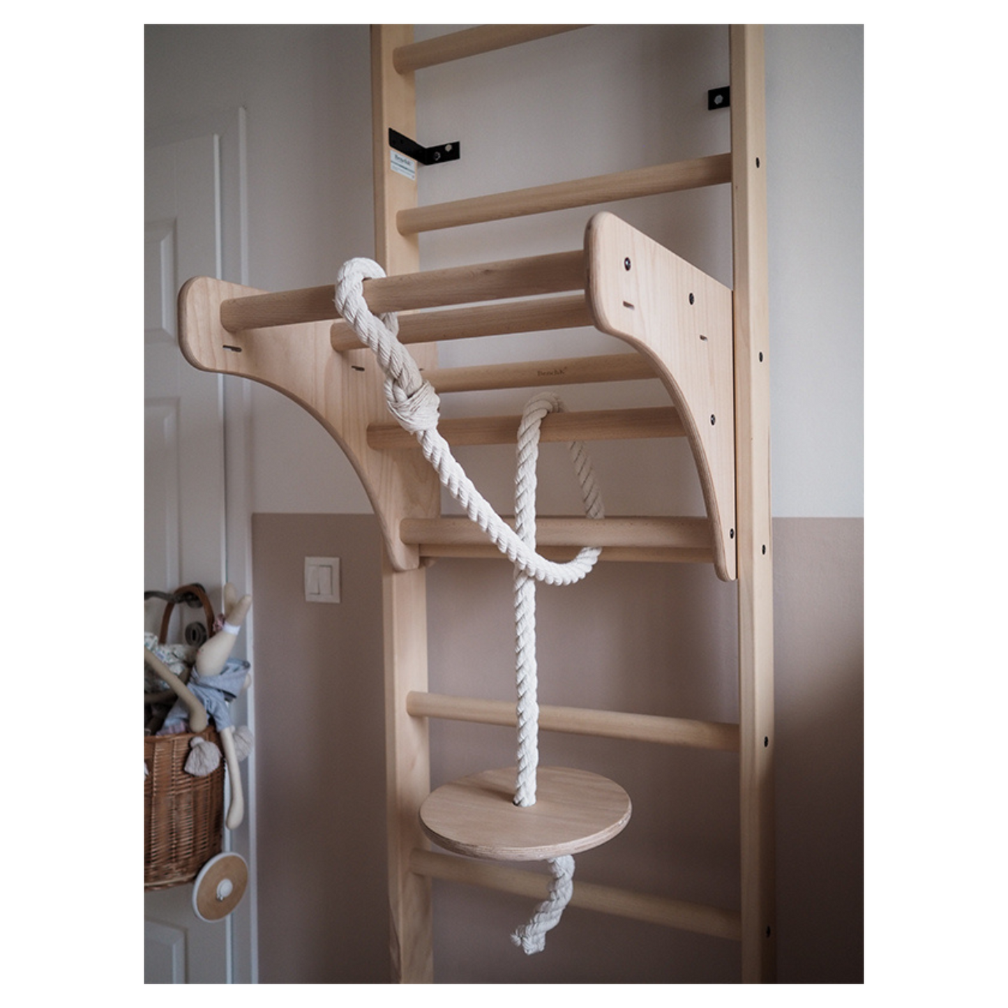 BenchK 112 + A204 Gymnastic Accessories