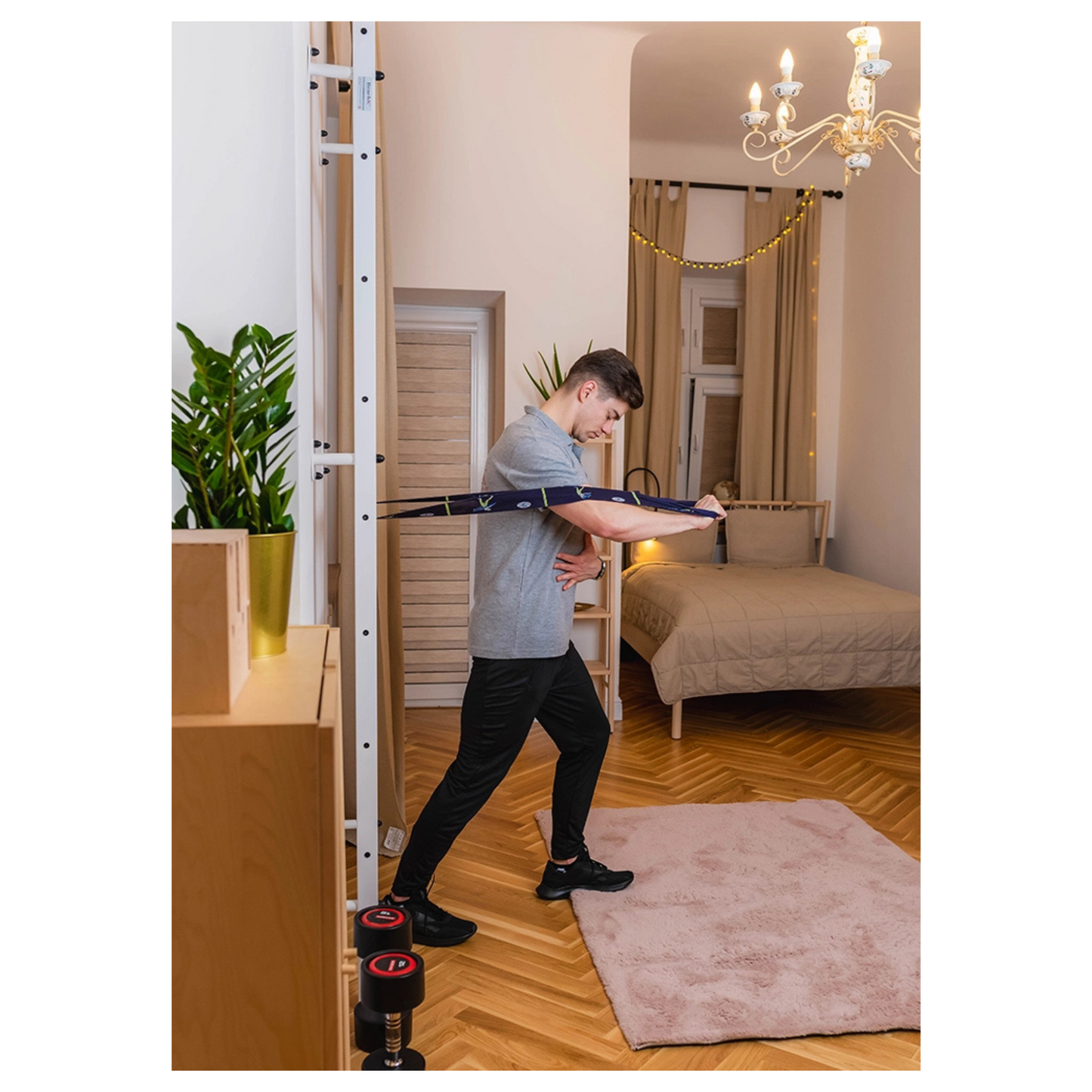 BenchK 700W Wall Bars