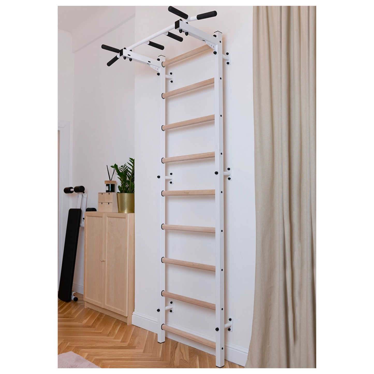 BenchK 721W Wall Bars